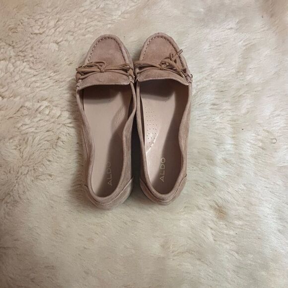 Aldo Women's Moccasins in Soft Tan Suede - Picture 3 of 7